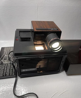 Bell & Howell 35mm Slide Cube System II Slide Projector Model RF60 - Image 1 of 4