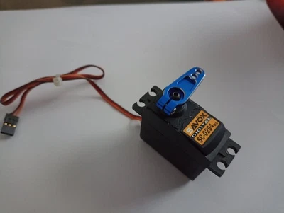 Savöx Digitalservo mit Alu-Ruder, Standardgröße, SC-0254MG, Metallgetriebe - Bild 1 von 3