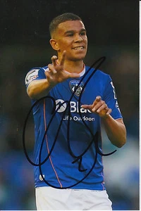 FOTO ATLÉTICA OLDHAM FIRMADA A MANO CONNOR BROWN 6X4 2. - Imagen 1 de 1