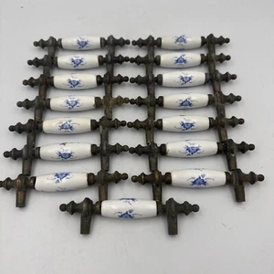 17 VTG Drawer Pulls Bronze And Painted Porcelain Floral Image Japanese - Picture 1 of 7
