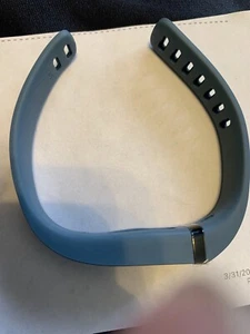 New Fit Bit Flex Fitness Tracker Bracelet Size SMALL Gray *Wristband ONLY* - Picture 1 of 9