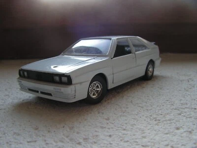 Audi Quattro 1/24 Burago - Photo 1/4