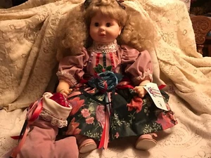 25" Hard vinyl/cloth vtg Doll from The American Children Collection Robin Woods - Picture 1 of 12