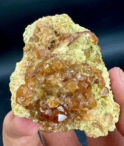 585 CTS Natural Spessartine Garnet Crystal Cluster On Matrix Specimen From @Pak - Picture 1 of 6