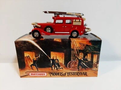 Matchbox Models of Yesteryear Fire Engine - 1933 Cadillac Fire Wagon - Image 1 of 4