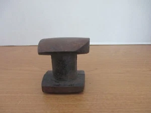 Vintage Antique SMALL ANVIL - Picture 1 of 2