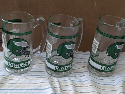Philadelphia Eagles Vintage Glass Steins lot of 3 NFL glasses Cover