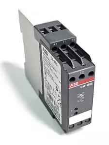 ABB CM-MSS / 1SVR430800R9100 Thermistor Motor Protection Monitoring Relay - Picture 1 of 4