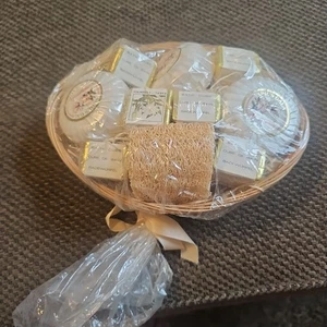  Luxurious Bath Set NEW but OLD Stock Puhls gala 3.4oz Soap(3) Germany 6BathCube - Picture 1 of 11