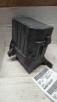 发动机保险丝盒 尼桑 NV 200 13 14 15 16 17 18 19 20 21 底盖 — 第 1/4 张图片