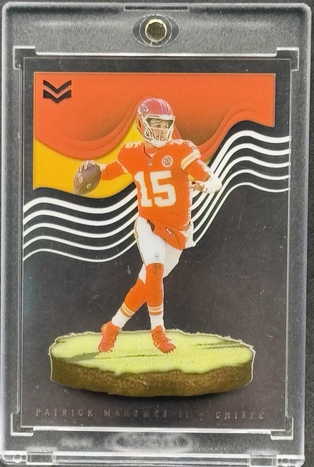 Patrick Mahomes RARE CLEAR ACETATE INVESTMENT CARD SSP PANINI CHIEFS MVP MINT - Image 1 of 2