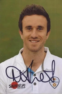 DERBYSHIRE * MARK TURNER SIGNED 6x4 PORTRAIT PHOTO+COA - Picture 1 of 1