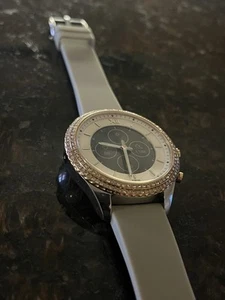 Montre-bracelet pour femme hybride FOSSIL GEN6 pour femme PRESQUE COMME NEUVE - Photo 1 sur 8