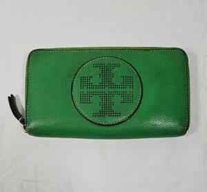 Cartera Continental Tory Burch Verde Cuero Cremallera Alrededor Logo Defectos - Imagen 1 de 10