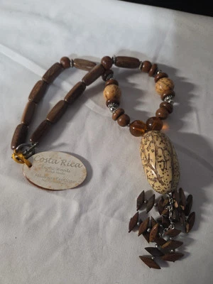 Collar Madera Costa Rica - Madera Clara y Oscura (914) Foto 1 de 4