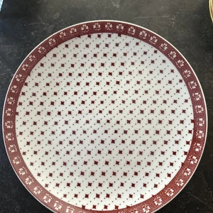 Set of 10 Essentials 71/2” Salad / Dessert Plates - Picture 1 of 2