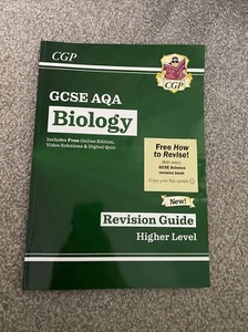 New Grade 9-1 GCSE Biology: AQA Revision Guide with Online Edition (Hardback) - Picture 1 of 2