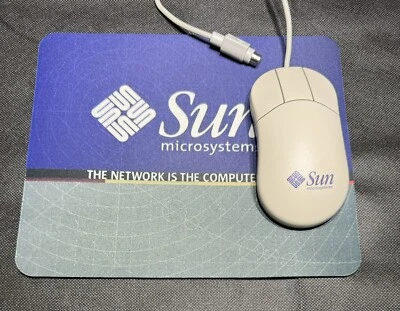 Sun 370-3631 Type-6 Mouse - Mini-Din Connector - 3 Button with 370-2038 Mousepad - Image 1 of 4