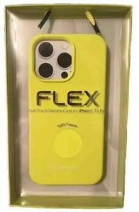 Merkury Flex Soft Touch Silicone Phone Case for Apple iPhone 13 Pro - Green - Zdjęcie 1 z 4