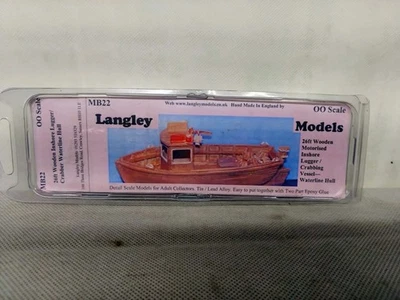 Langley Models MB22 26ft Wooden Inshore Lugger Unpainted Model Kit OO Gauge - Image 1 of 2