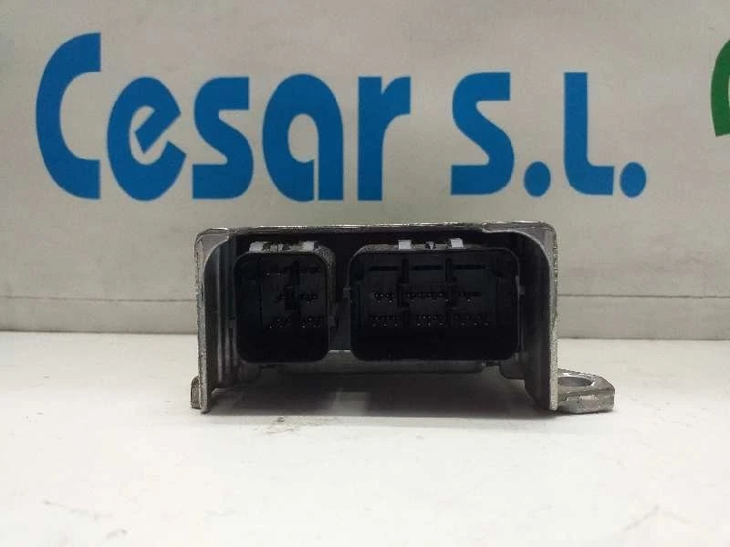 0285001396 CENTRALINA  / YA4T14B056BA / 3646699 PER FORD FOCUS BERLINA CAK TRE - Immagine 1 di 4