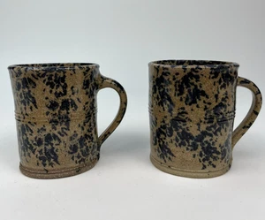 Vintage SET OF 2 Conner Prairie Pottery MUGS Sponge 1982 - Picture 1 of 9