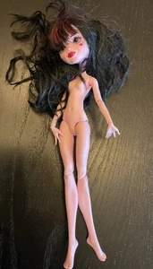 Muñeca Monster High G2 Monster Family Draculaura 10,5" desnuda usada Mattel 2016 - Imagen 1 de 3