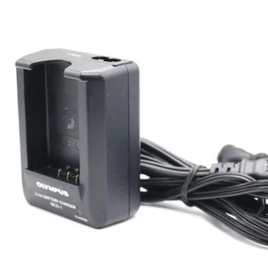 Olympus BCS-1 Lithium Ion Charger for Camcorder Batteries - Picture 1 of 2