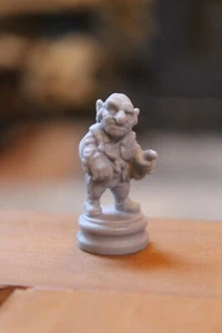Miniature Labyrinth Hoggle Figurine - Unpainted Diorama Counter Figure - Picture 1 of 4