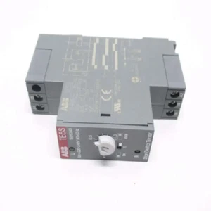Minuterie électronique TE5S-240 1SBN020010R1003 ABB - Foto 1 di 1