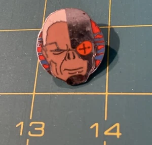 VINTAGE 1991 MARVEL PLANET STUDIOS DEATHLOK PIN RARE - Bild 1 von 4