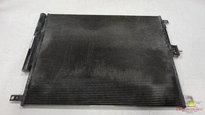 Condensador de aire acondicionado Dodge Durango 2021-2024 Foto 1 de 4