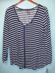 NWT Oh Baby by Motherhood White and Blue Stripe V Neck Maternity Shirt - Picture 1 of 5