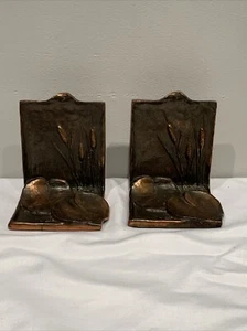 MCCLELLAND BARCLAY ART NOUVEAU LILY PAD AND CATTAIL BOOKENDS - Picture 1 of 10