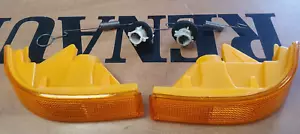 RENAULT 5 CAMPUS AMBER ORANGE FRONT INDICATORS LIGHTS + BULB HOLDERS + SPRINGS - Picture 1 of 3