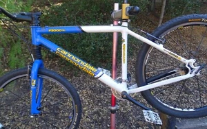 Cannondale F3000 Caad 4 Design-Racing Team Blue/White Super Fatty Ultra Headshok - Picture 1 of 22