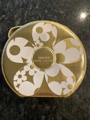 marc jacobs womans daisy flower circle cosmetic makeup bag  - Image 1 of 4