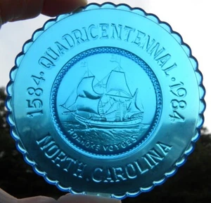 Millville Art Glass MAG 1584-1984 Quadricentennal of N. Carolina Blue Cup Plate - Picture 1 of 3