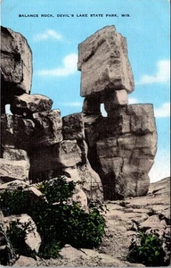 Balance Rock Devil's Lake State Park Wisconsin Linen Postcard - Picture 1 of 2