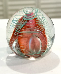 Pisapapeles de vidrio artístico firmado por Hal David Berger con fecha 1998 moderno abstracto Lotus - Imagen 1 de 10