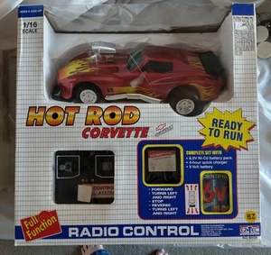 Radiocomando vintage 1998 EZ-TEC RC Hot Rod '57 CHEVY CORVETTE fiamme auto NOS - Foto 1 di 10