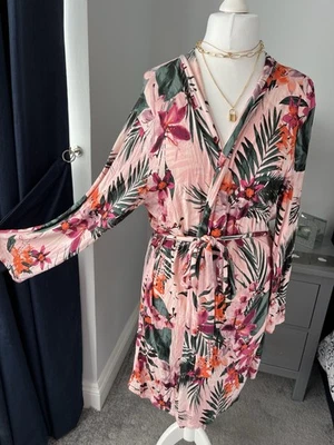 Gorgeous Tropical Print Light Holiday Dressing Gown Size 16-18 George At Asda - image 1 of 4