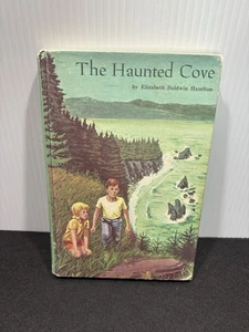 1971 The Haunted Cove Book Elizabeth Hazelton HC Children Weekly Reader Vintage - Picture 1 of 17