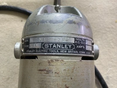 老式 Stanley 11-A 路由器带 13-A 底座 — 第 1/4 张图片
