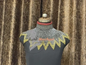 Cota de malla estándar de acero dulce manto de obispo 6 mm anillos planos cúpula remachada/latón - Imagen 1 de 6