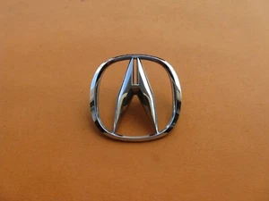 04 05 06 07 08 ACURA TL TAPA MALETERO TRASERO CROMO EMBLEMA LOGOTIPO INSIGNIA SÍMBOLO OEM 42182 - Imagen 1 de 3