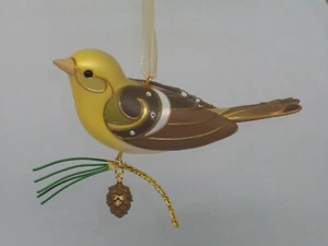 Hallmark 2015 Lady Western Tanager - Beauty of Birds - Ltd. Special Edition -NIB - Picture 1 of 18