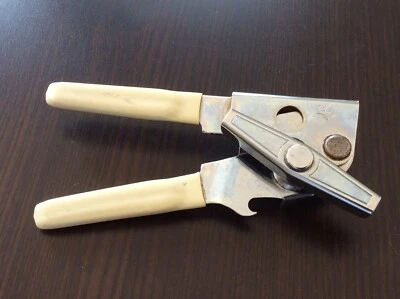 Rusted Vtg Swing A Way Made In USA Bottle Can Screw Top Opener Plastic Handle - Image 1 of 4