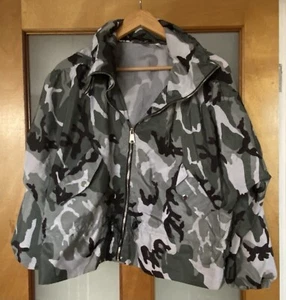 Camouflage rain coat hooded jacket womens ladies by Rising - M/L - Picture 1 of 4