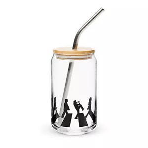 Raygun Breakdancer Abbey Road Beatles 16 oz vidrio en forma de lata - Imagen 1 de 4